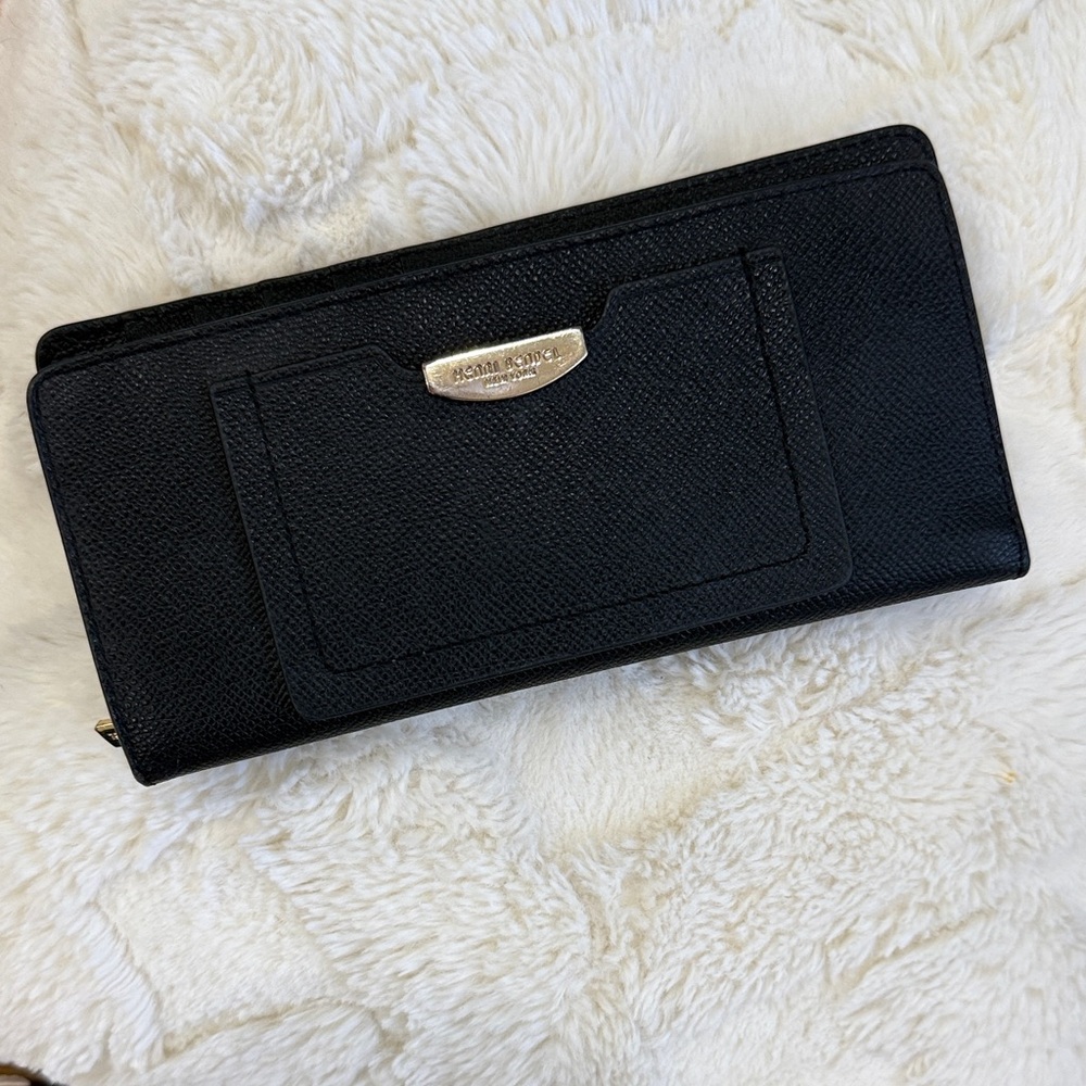 Henri Bendel Black Snap Wallet